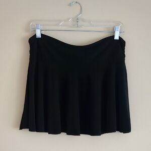 16" Across The Waist Can't Miss Solid Black Pull On Stretchy Mini Skirt